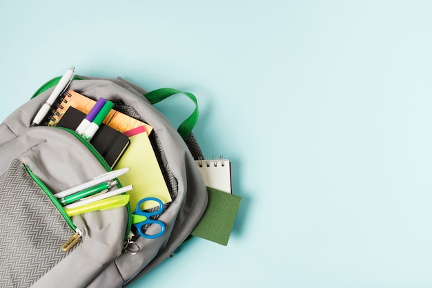 -首位山水诗人谢灵运的人生悲剧：不知收敛而被杀